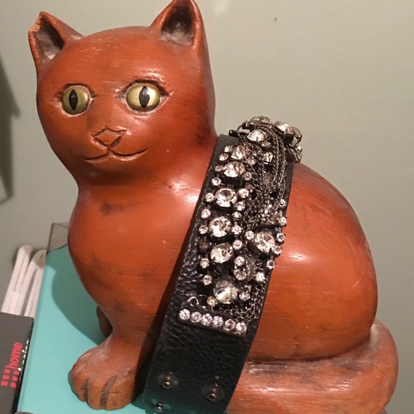 Yik Fung Leather Rhinestone Cuff 😻 - Picture 2 of 8